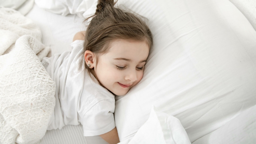 kids-sleeping